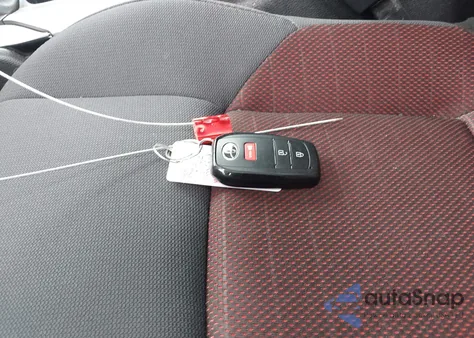 2024 Toyota Corolla Cross Hybrid Nightshade Edition z USA, uszkodzony, nr VIN 7MUFBABG0RV024092